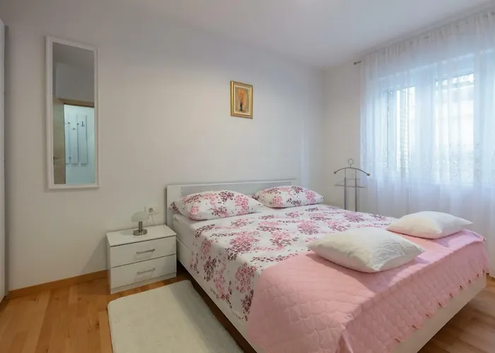 아파트 Fully Renovated Grgo