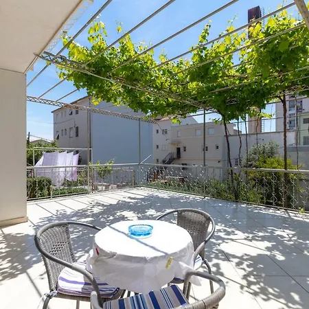 Apartment Fully Renovated Grgo